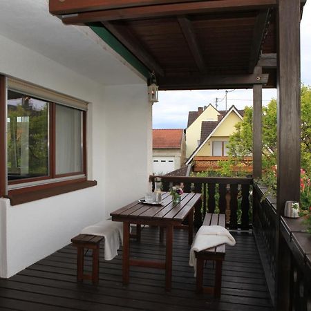Gaestehaus Zum Rhein Rheinhausen Exterior foto