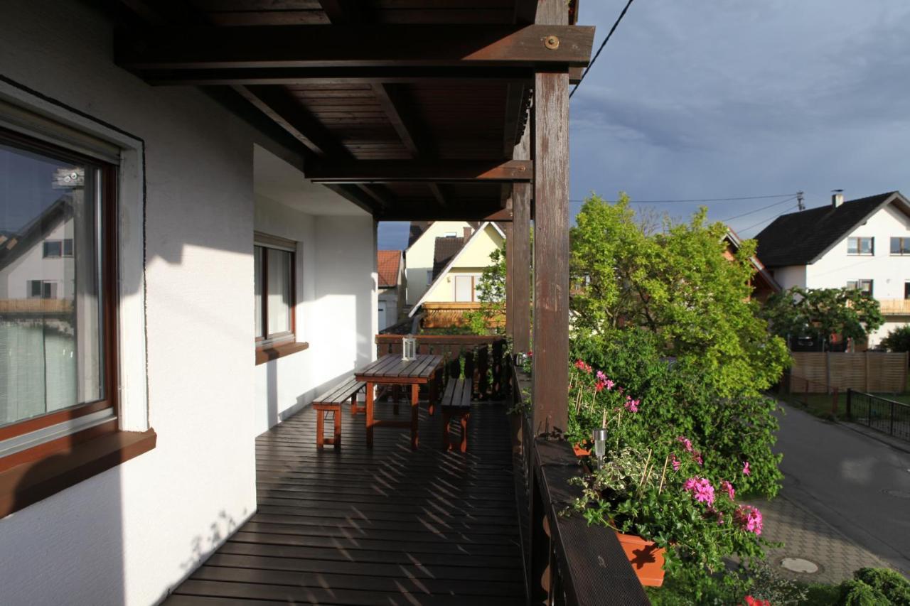 Gaestehaus Zum Rhein Rheinhausen Exterior foto